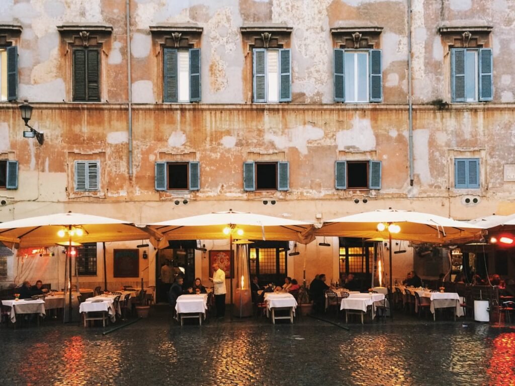 Bacșiș la restaurant în Italia